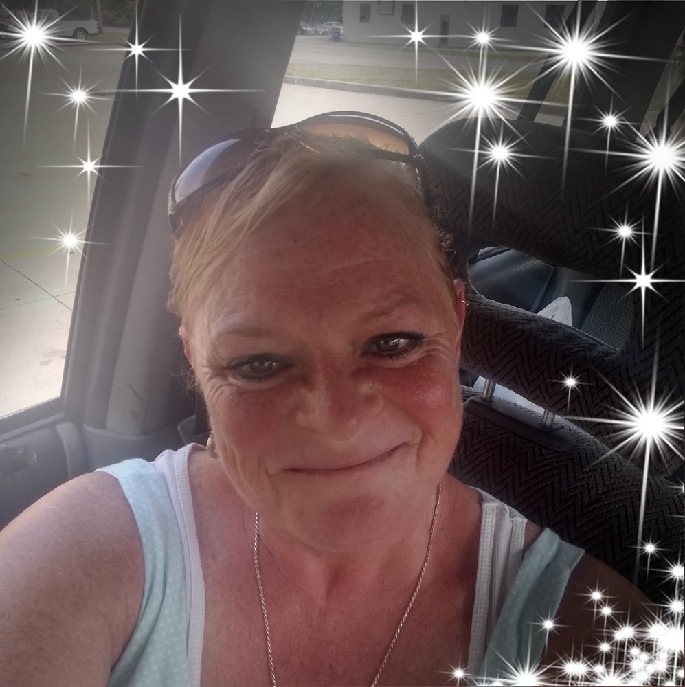 Meet your Posher, Hallie